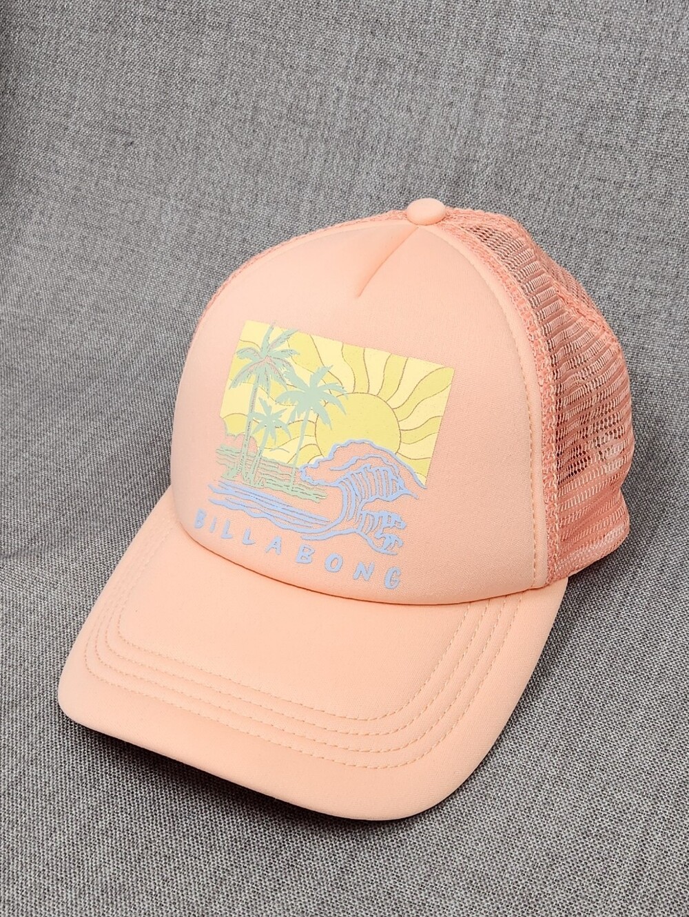 Billabong Peach Color Beach Foam Trucker Adjustable Hat.